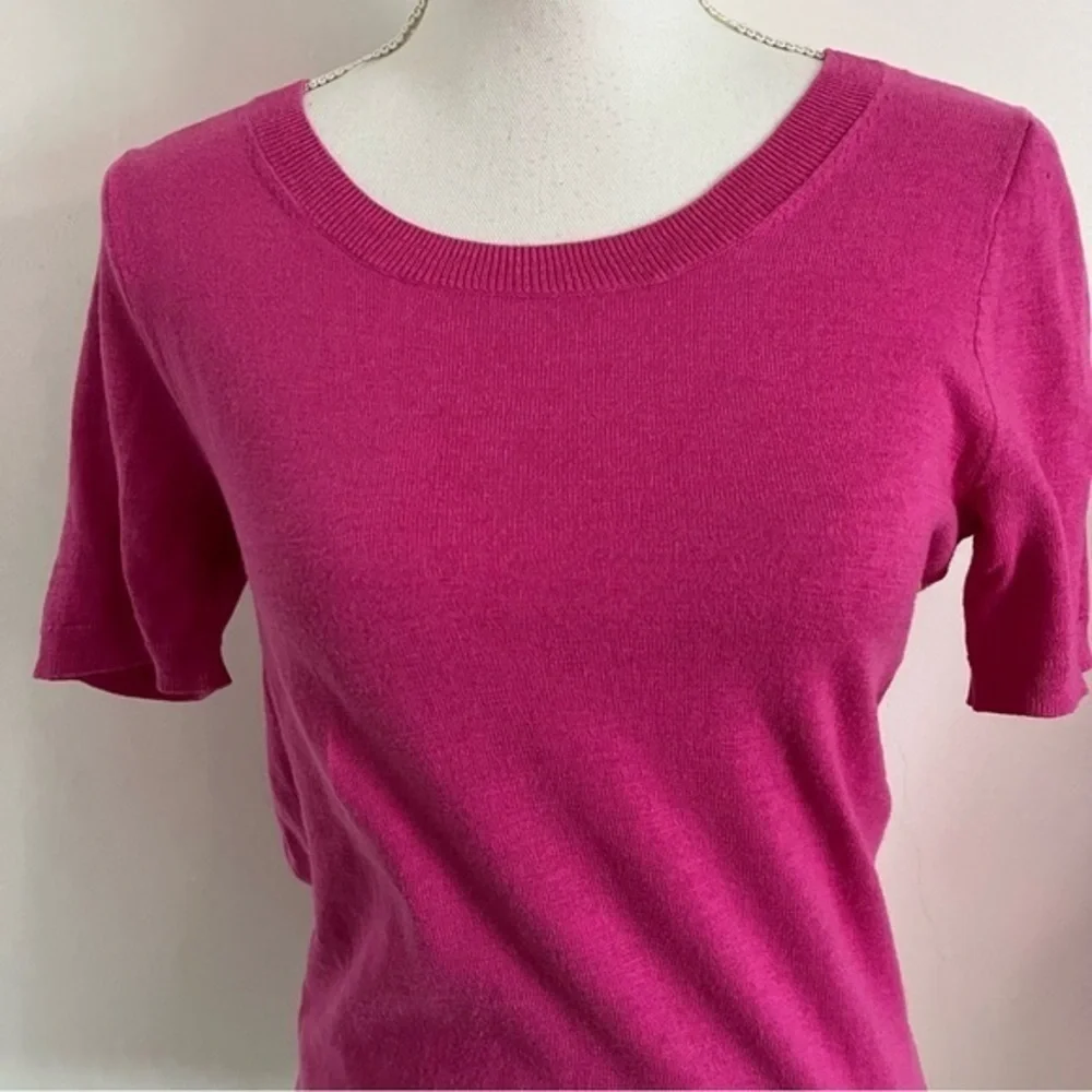 J. Crew • Medium Pink Crew Neck Short Sleeve Sweater